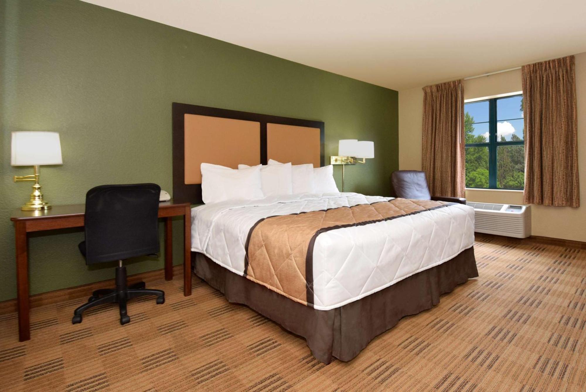 Extended Stay America Select Suites - Atlanta - Clairmont Шамблі Екстер'єр фото