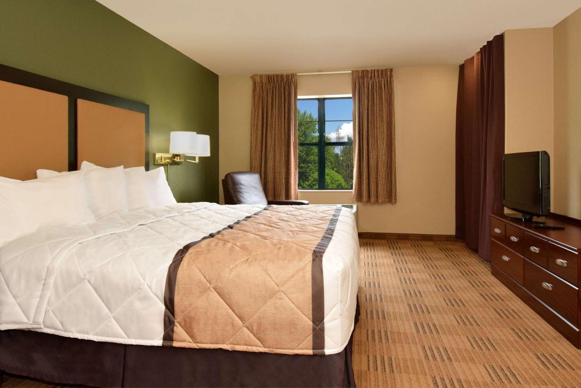 Extended Stay America Select Suites - Atlanta - Clairmont Шамблі Екстер'єр фото